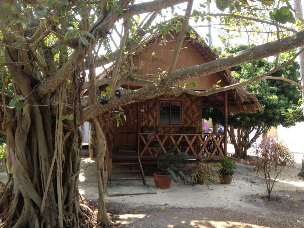 The Beach Village Ko Pha Ngan Room photo